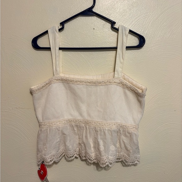 Cider White Sleeveless Peplum Crop Top - Picture 1 of 8
